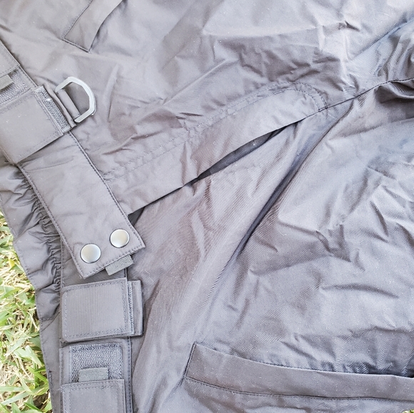 Mens snow pants like new - Picture 3 of 8